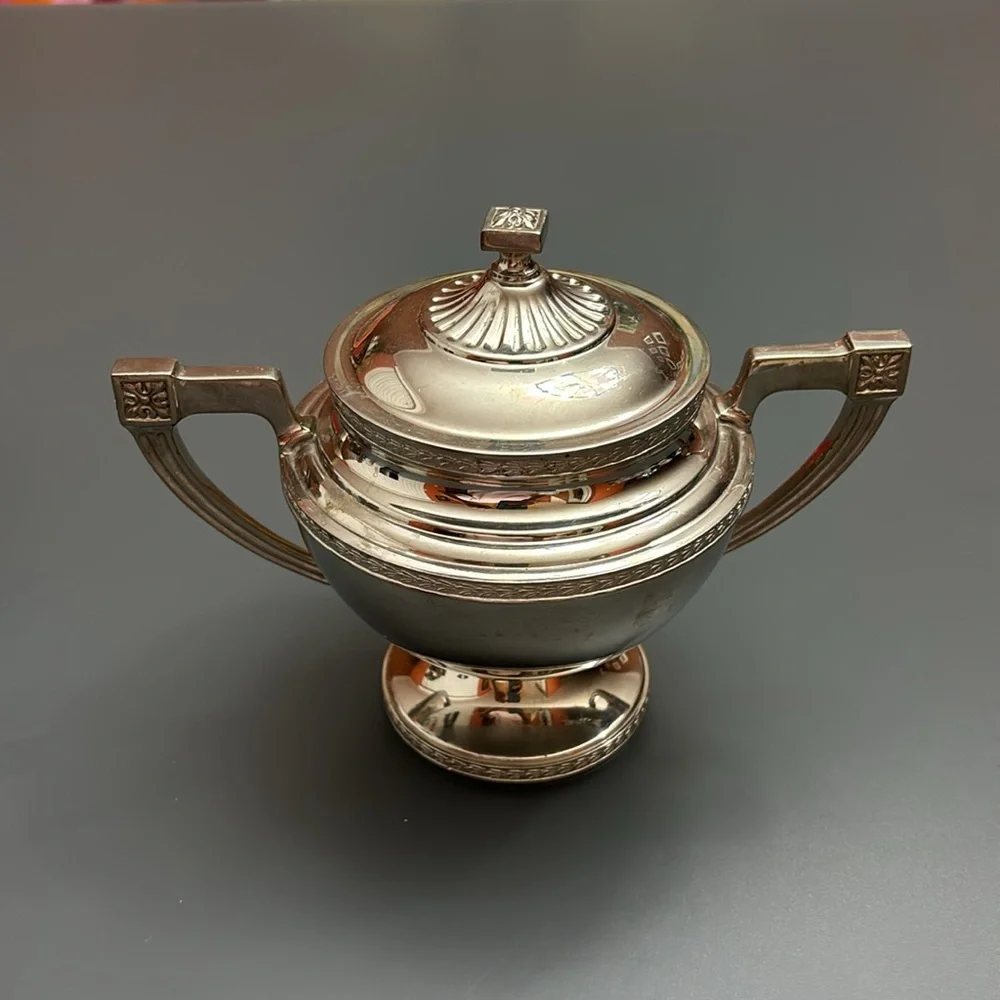 Vintage silverplated? creamer & sugar bowl set “Universal” made in USA art deco